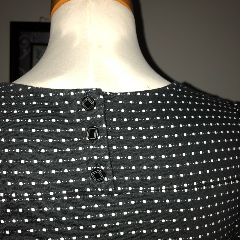 Dress - Picture 5 of 6